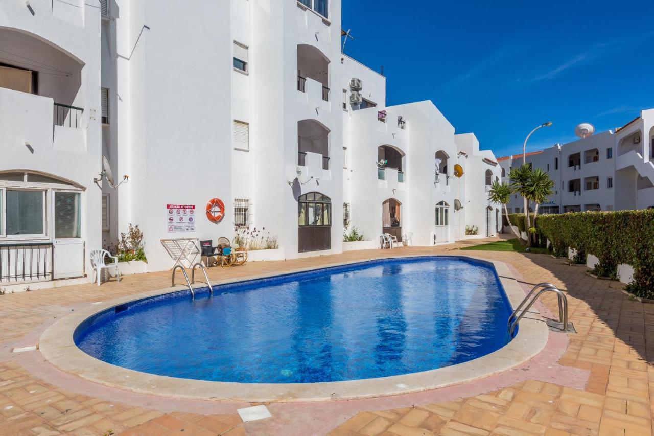 אלבופיירה Apartamento Correia מראה חיצוני תמונה